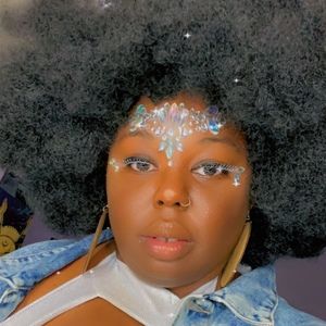 Meet your Posher, Whitney